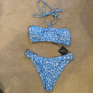 ZAFUL blue and white floral bikini